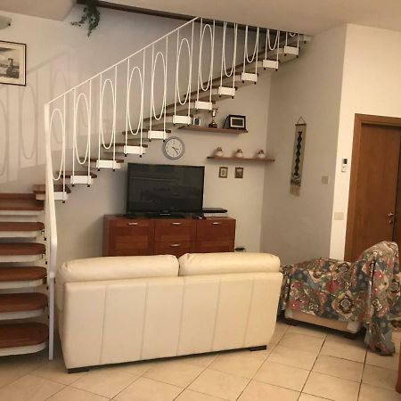 הוילה וירג'יו Casa Luciana מראה חיצוני תמונה